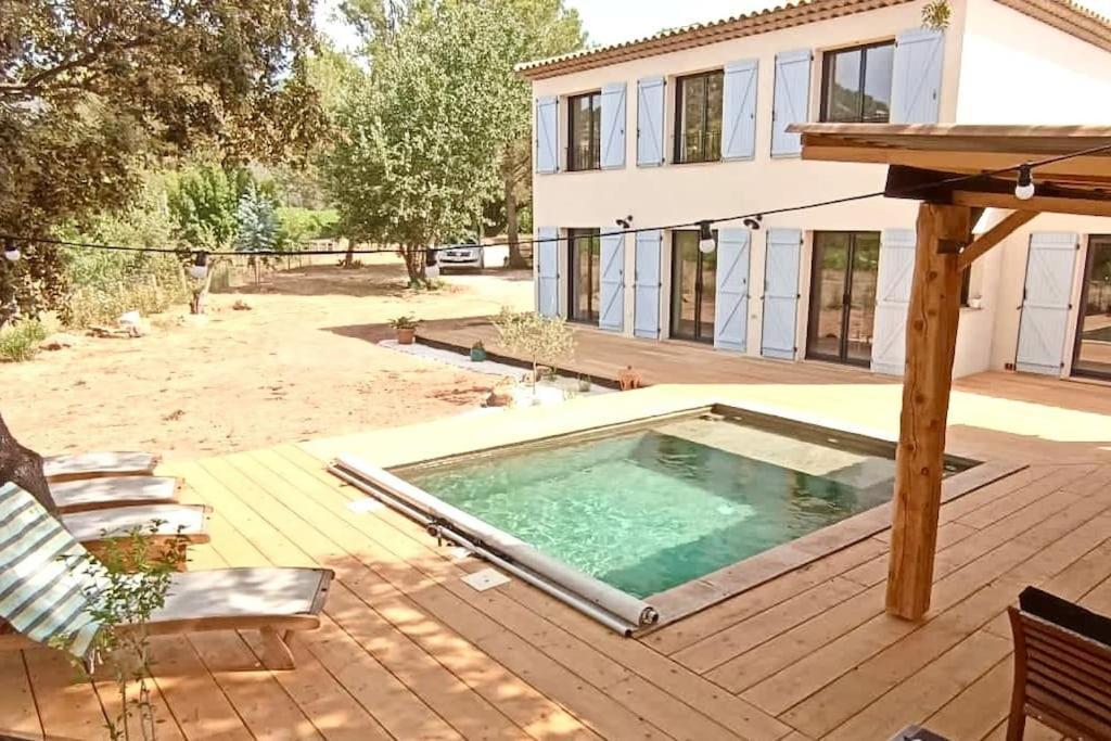 Superbe Villa Cadre Campagne Roquebrune-sur-Argens Buitenkant foto